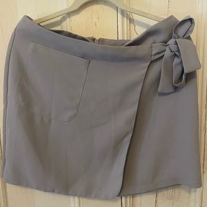 Very cute topshop skort.